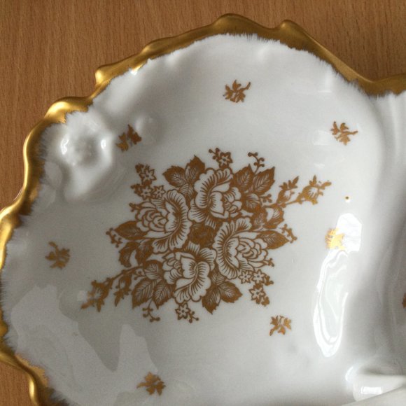 Hand painted Porcelain de France three section serving plate handled gold floral - Picture 2 of 7